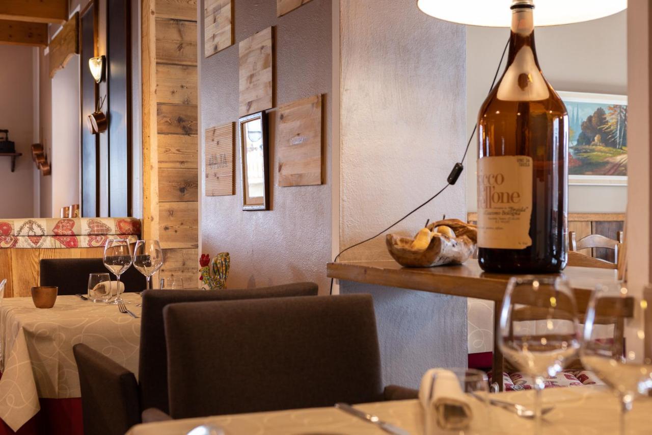 Mont Velan Chambres & Restaurant Saint-Oyen Luaran gambar