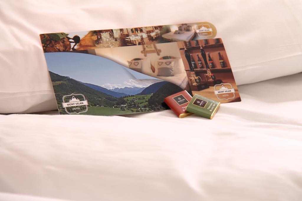 Mont Velan Chambres & Restaurant Saint-Oyen Luaran gambar
