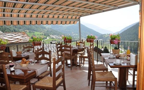 Mont Velan Chambres & Restaurant Saint-Oyen Luaran gambar