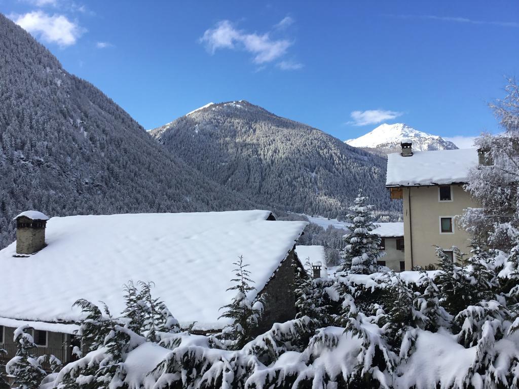 Mont Velan Chambres & Restaurant Saint-Oyen Luaran gambar