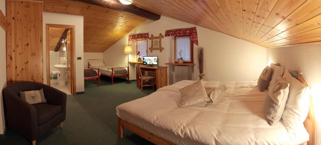 Mont Velan Chambres & Restaurant Saint-Oyen Luaran gambar
