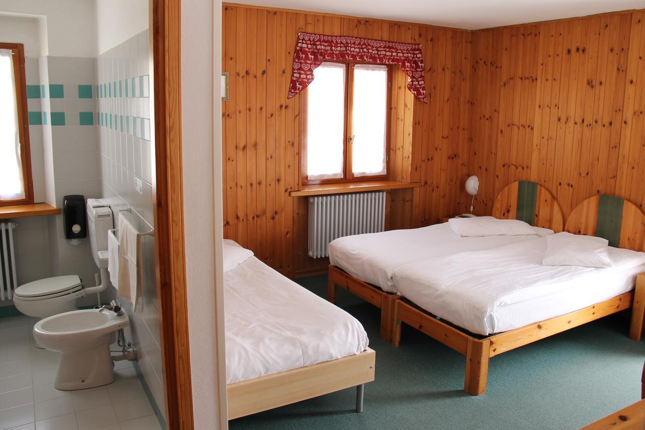 Mont Velan Chambres & Restaurant Saint-Oyen Luaran gambar