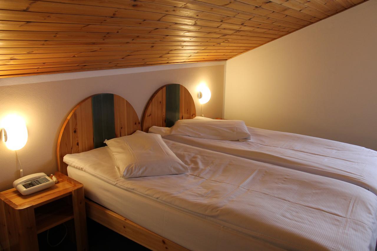 Mont Velan Chambres & Restaurant Saint-Oyen Luaran gambar